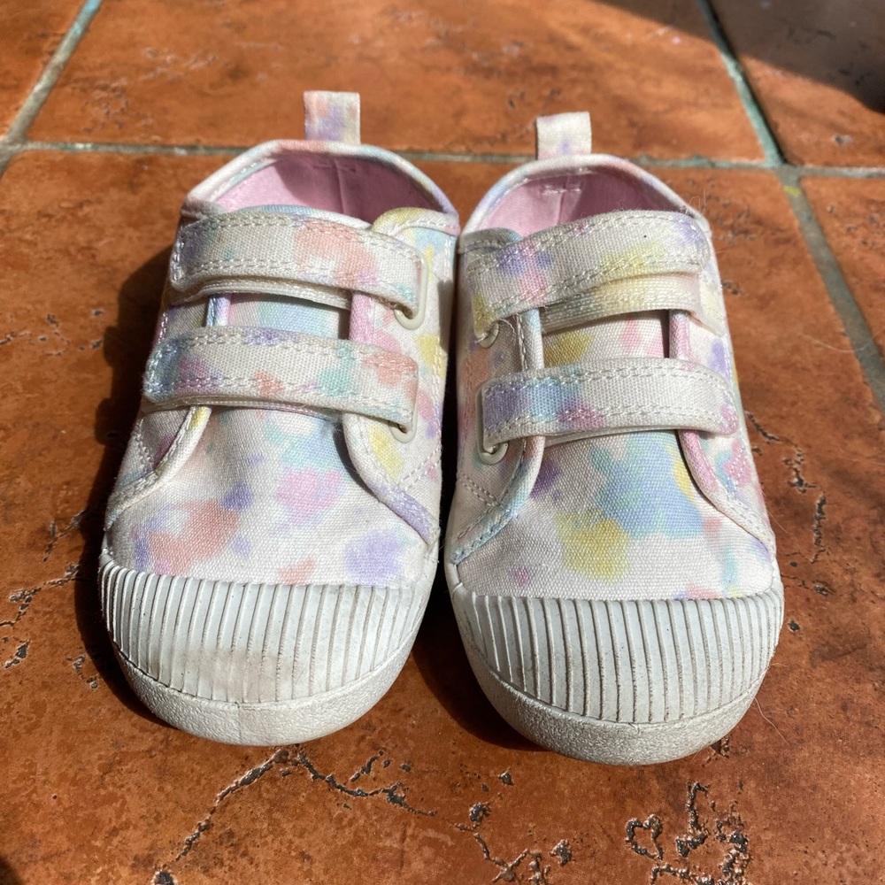 Tie Dye Girls Sneaker 9T Cat & Jack